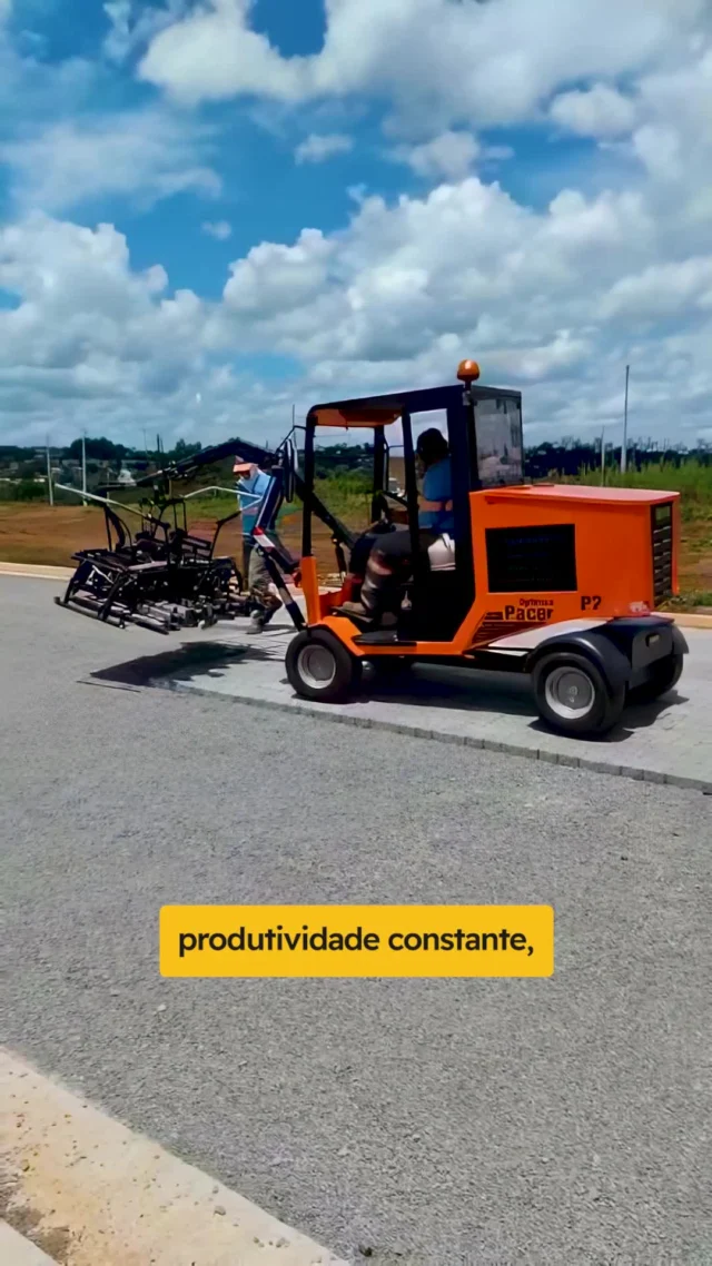 A tecnologia chegou — e quem viu, não volta atrás.

O que antes era novidade, hoje é sinônimo de produtividade, conforto e reconhecimento no mercado.
⠀
A mecanização da pavimentação conquistou operadores, gestores e construtoras — entregando ritmo constante, obras mais seguras e resultados que falam por si.
⠀
Cada nova obra confirma: o futuro da pavimentação não está chegando. Ele já começou — e é Optimas.
⠀
#OptimasBrasil #PavimentaçãoMecanizada #ConstruçãoModerna #AutomaçãoNaConstrução