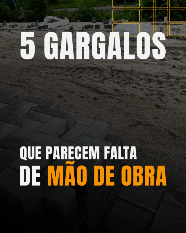 Nem todo atraso de obra se resolve com mais gente.
Muitas vezes a equipe está completa e o que trava é o processo: espera por material, retrabalho, ferramenta inadequada, base ou piso incompatível e etapas sem sequência. Antes de contratar ou comprar, identifique o gargalo. Mecanização é processo, não improviso.
Salve este checklist para a próxima análise de obra e mande para quem coordena a sua equipe.